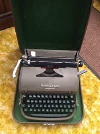 Remington manual typewriter
