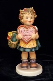 HUMMEL #387 Figurine Valentine Gift 1972-79 TMK-5