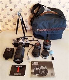 Vintage CANON AE-1 Camera Vivitar Lenses Tripod