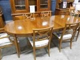 Drexel Heritage dining room table