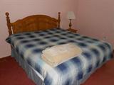 king size bed with mattresses