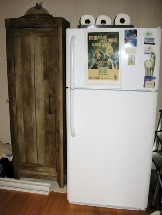 Rustic storage cabinet   BUY IT NOW $ 95.00        
                 working fridge   BUY IT NOW $ 150.00