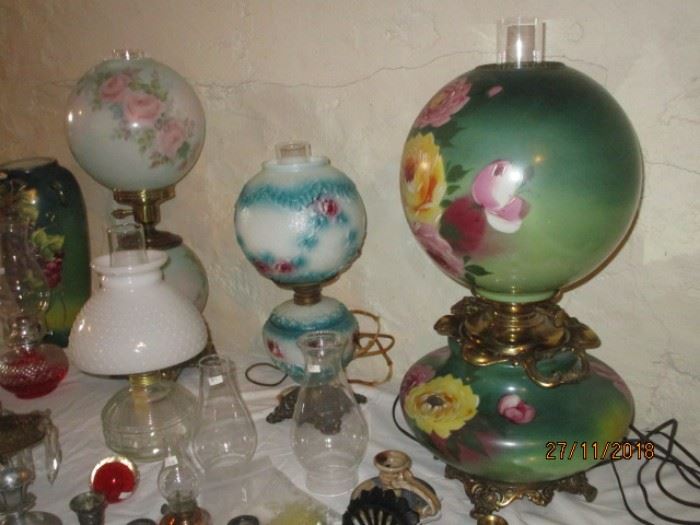 VINTAGE GONE WITH THE WIND LAMPS (LARGE GREEN ELECTRIFIED)
