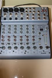 Alesis Multi Mix 8 USB.