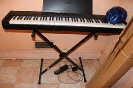 Yamaha Keyboard