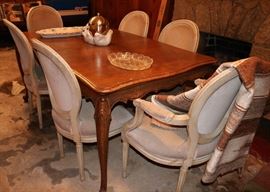 Dining Table & Chairs