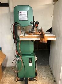 Grissly G 1019 14" Band Saw.