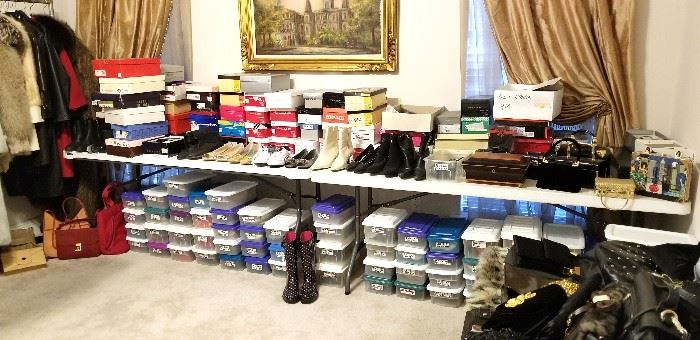 Over 200 pairs of great shoes in boxes - most are size 9