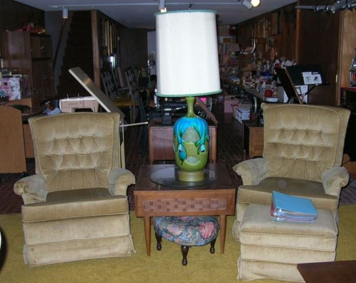 Ridiculously cool retro lamp (lights in two places, like a nightlight), 2 swivel chairs.
