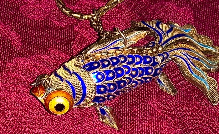 Vintage silver enamel articulated fish pendant.