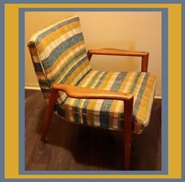 Mid Century Modern Chair with Original Springs 