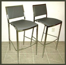 Pair of Very Attractive Mid Century Style Barstools 