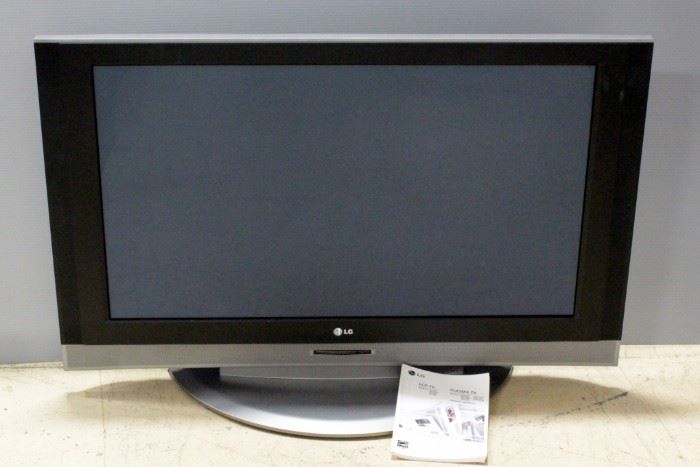 LG Plasma TV Model 42PC3D 42" Screen, With Manual