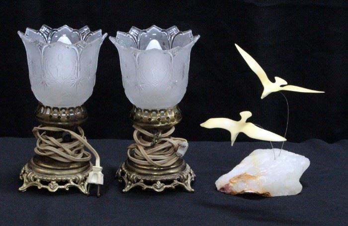Touchier Style Dresser Lamps 8"H, Qty 2 And Marvin Wernick Co Handcrafted Seagull Sculpture