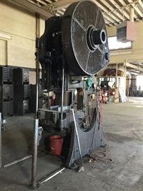 Bliss 75 Ton Open Back Inclinable Press (cracked but still working)