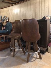 Bar stools for MCM bar