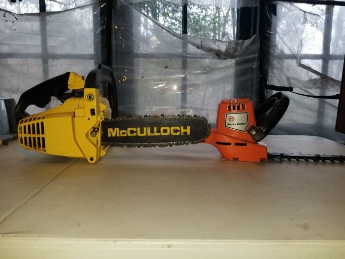 McCulloch Chain Saw and Black & Decker Hedge Trimmer          https://ctbids.com/#!/description/share/73194