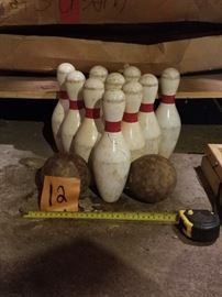 Vintage Mini Bowling Set https://ctbids.com/#!/description/share/73242