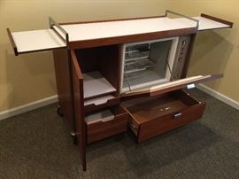 Rare George Nelson for Herman Miller mid-century bar cart with Sears Coldspot Thermoelectric unit.  This is a great piece for entertaining. The unit can be set for heat or cold. It is powered by household electric  current so it is silent.