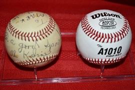 AUTOGRAPHED BASEBALL