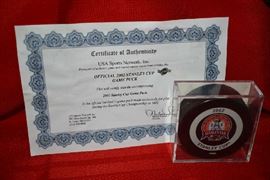 OFFICIAL RED WINGS GAME PUCK