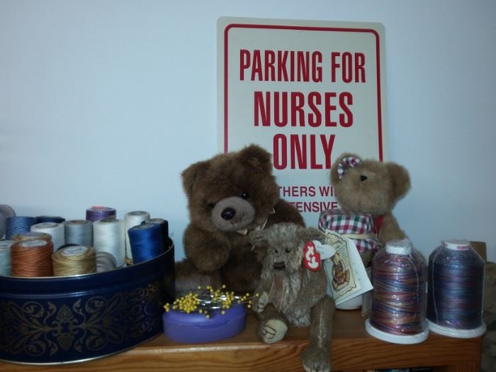 Parking for Nurses Only sign