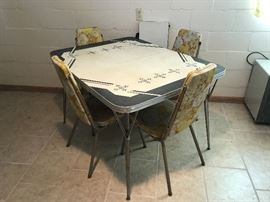 Vintage kitchen table and chairs