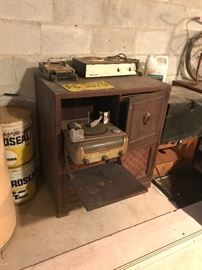 Vintage stereo cabinet and radio