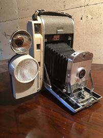 Polaroid 800 camera