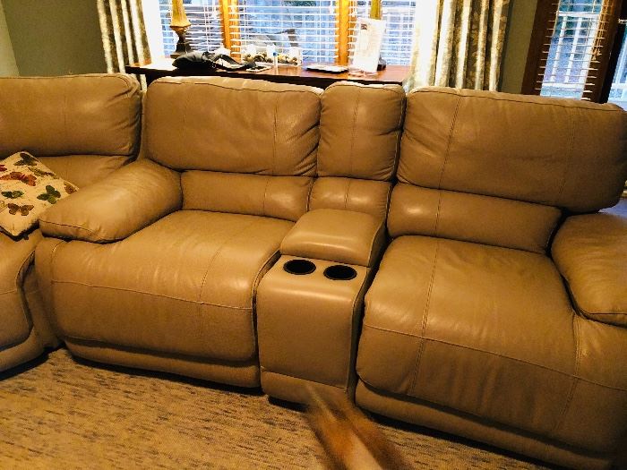 Manual recliner portion of the sectional