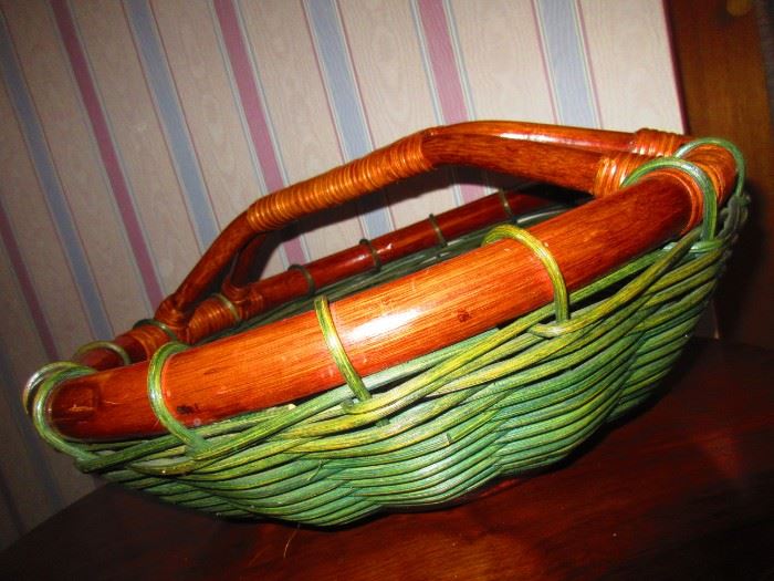 Decorative handled basket