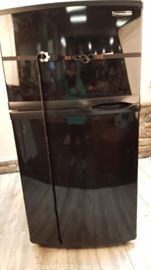 TO SEE PHOTOS, PRICES & CURRENT BIDS CLICK HERE https://www.gleatons.com/auction/359 