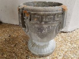 TO SEE PHOTOS, PRICES & CURRENT BIDS CLICK HERE https://www.gleatons.com/auction/355 