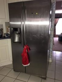 Samsuing Stainless Refrigerator