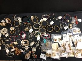 TO SEE PHOTOS, PRICES & CURRENT BIDS CLICK HERE: https://www.gleatons.com/auction/360