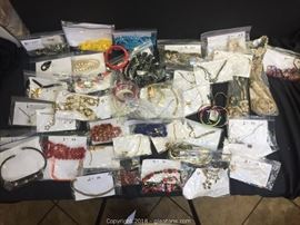 TO SEE PHOTOS, PRICES & CURRENT BIDS CLICK HERE: https://www.gleatons.com/auction/360