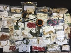 TO SEE PHOTOS, PRICES & CURRENT BIDS CLICK HERE: https://www.gleatons.com/auction/360