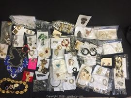 TO SEE PHOTOS, PRICES & CURRENT BIDS CLICK HERE: https://www.gleatons.com/auction/360