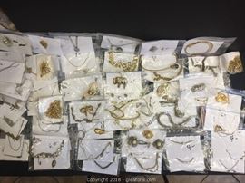 TO SEE PHOTOS, PRICES & CURRENT BIDS CLICK HERE: https://www.gleatons.com/auction/360