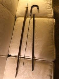 weapon cane! Fight off Dr. Hyde!