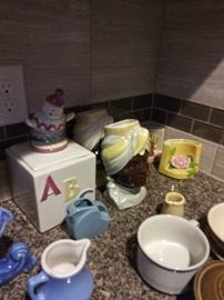 Vintage USA pottery