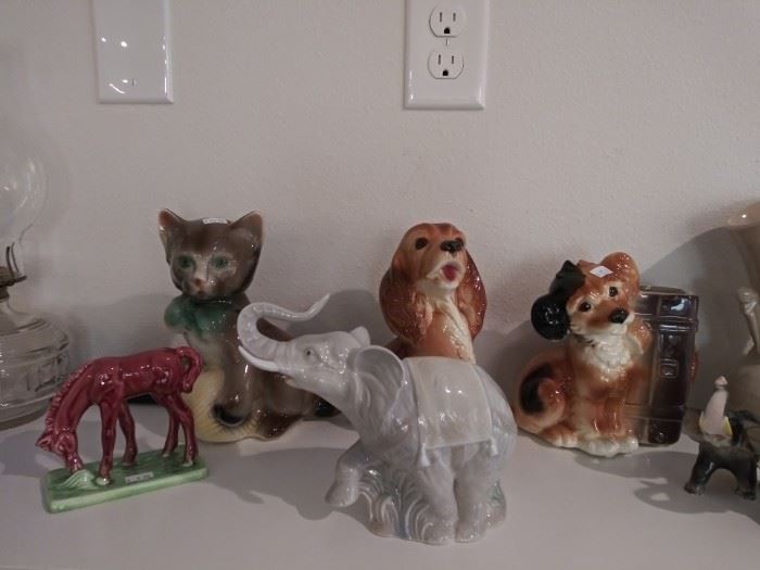 Vintage USA pottery collectibles