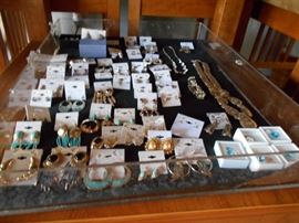 More remarkable earrings...