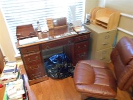 Great wooden desk and file cabinet