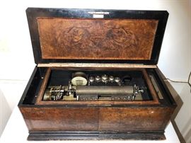 Samuel Troll Swiss Music box