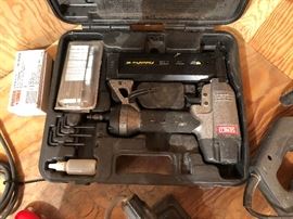 Senco Air Nailer