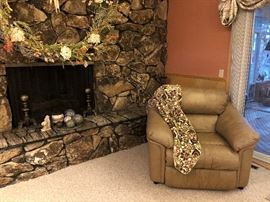 Capistrano Leather Lounge Chair