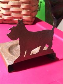 Vintage Scottie dog ash tray, hammered copper