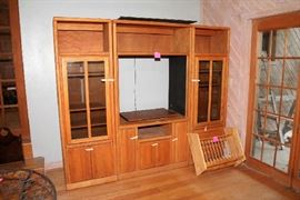 Media Center, Shelf