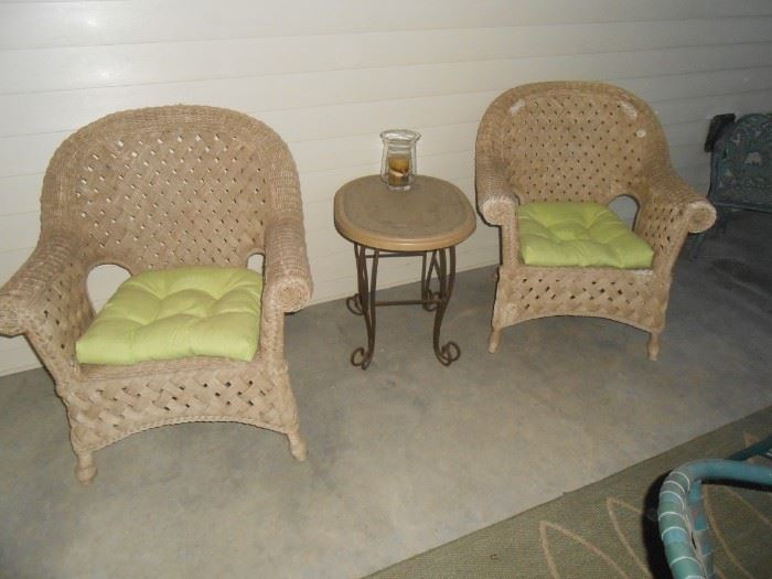 Nice wicker pieces and side table